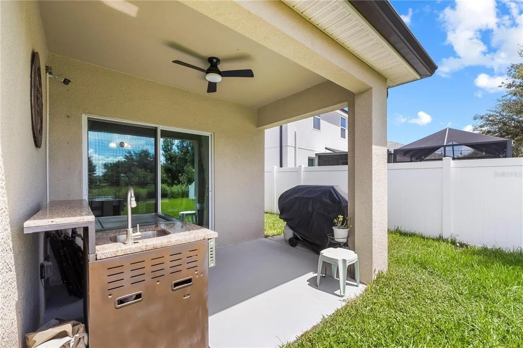 Photo of 10527 PARK MEADOWBROOKE DRIVE