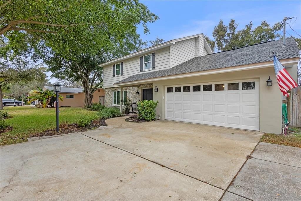 Photo of 1437 GLENVIEW ROAD