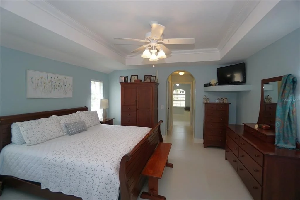 Photo of 17123 BARCREST LANE