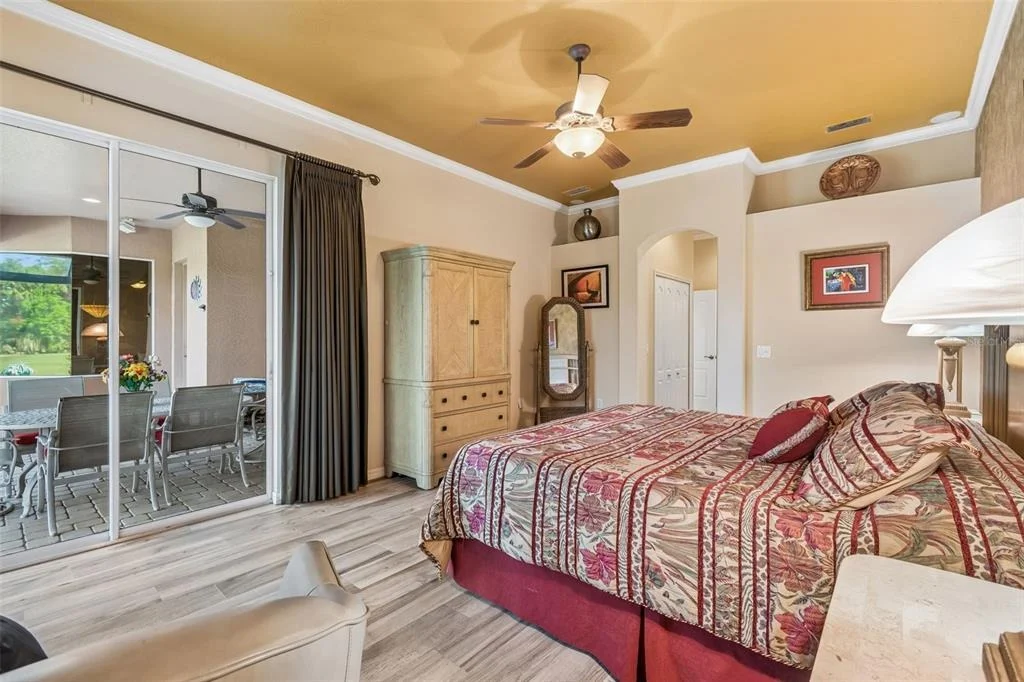Photo of 566 PLANTERS MANOR WAY