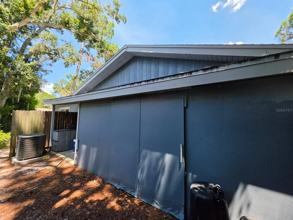 Photo of 3977 VANA DRIVE