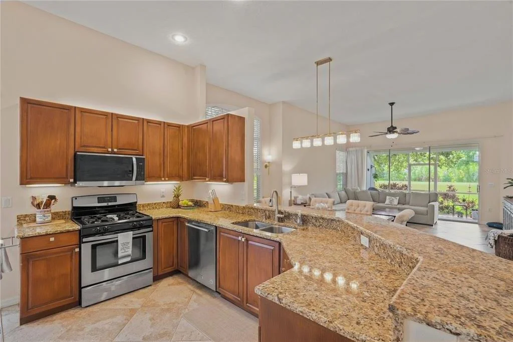 Photo of 7617 WHITEBRIDGE GLEN