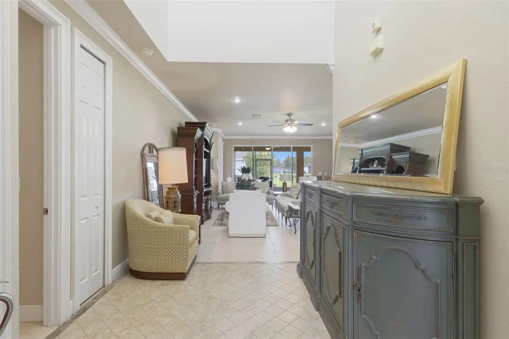 Photo of 6936 CECILIA AVENUE