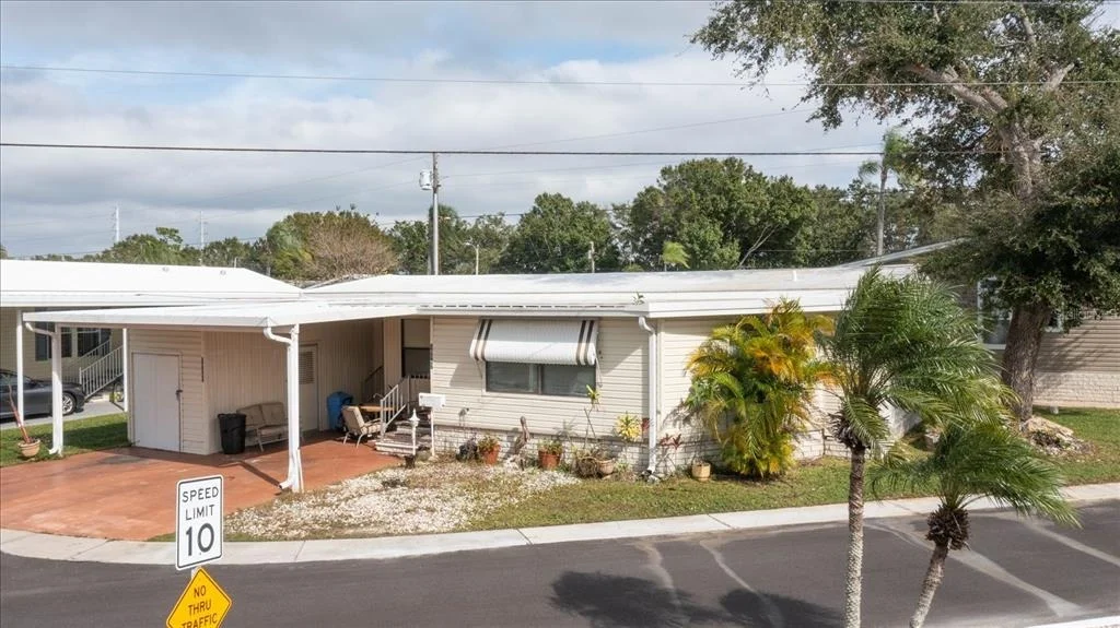 Photo of 34047 AVOCADO DRIVE N