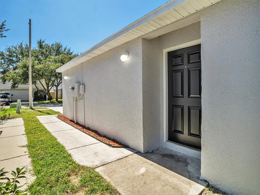Photo of 11433 IVY FLOWER LOOP