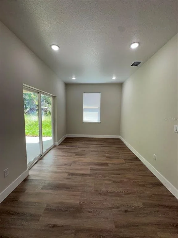 Photo of 2026 ALDERMAN ROAD