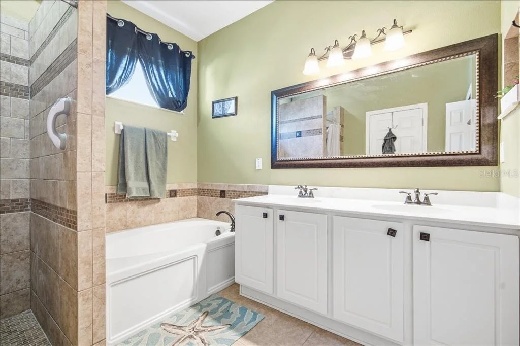 Photo of 101 MCGILL CIRCLE