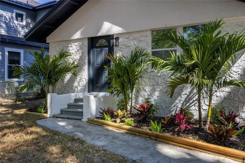Photo of 418 NW 3RD AVENUE