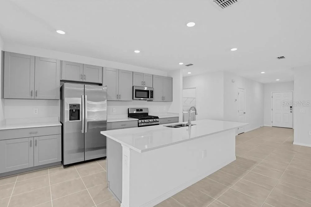 Photo of 13321 COMMONS AVENUE