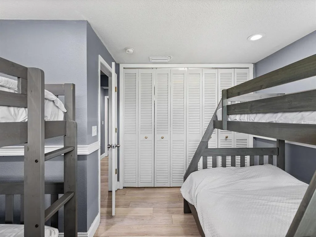 Photo of 9633 PORTSIDE DRIVE