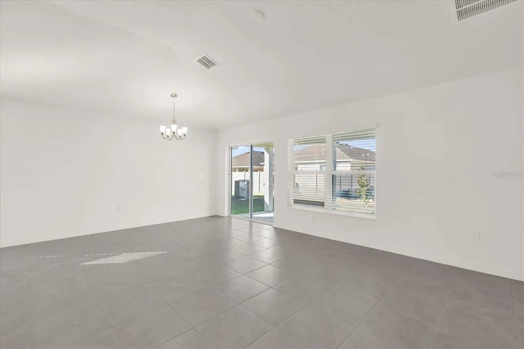 Photo of 1833 RYAN DRIVE