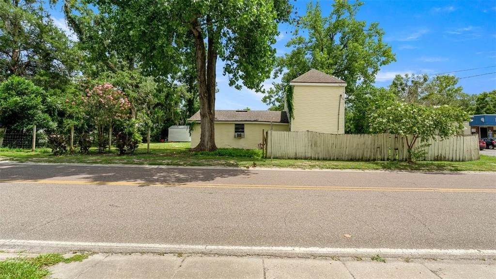 Photo of 10107 S DIVISION AVENUE