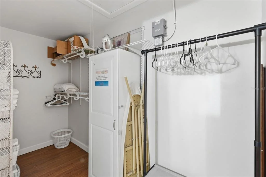 Photo of Unit F at 175 MEDALLION BOULEVARD