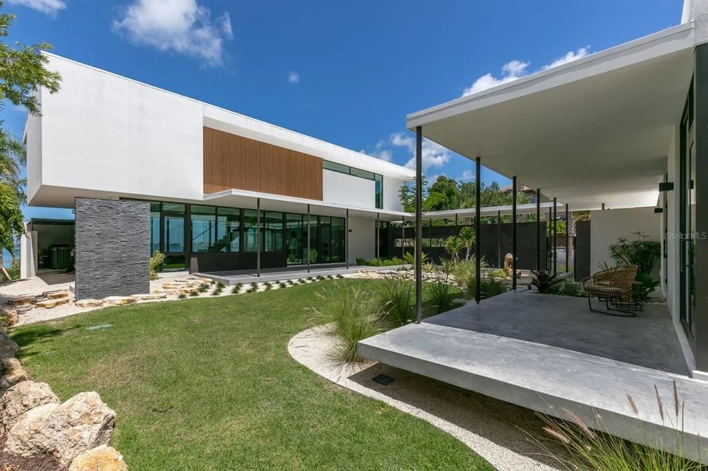 Photo of 1500 BAYVIEW DRIVE
