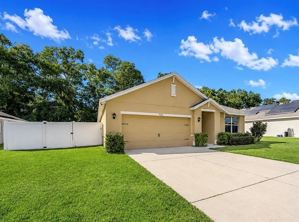 Photo of 9902 SE 37TH TERRACE