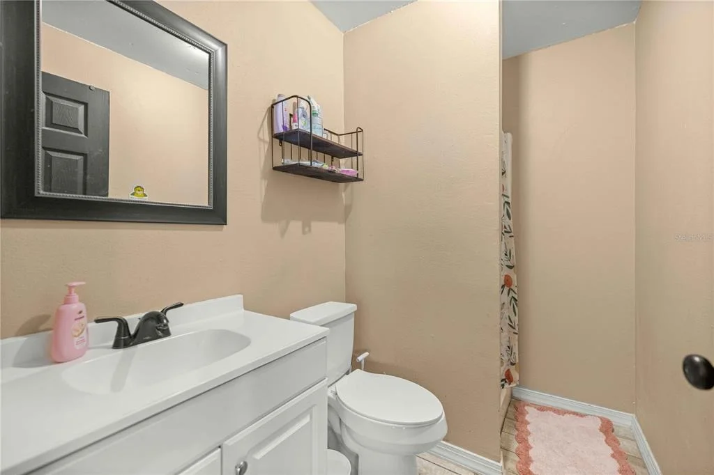 Photo of 1166 SE 44TH AVENUE