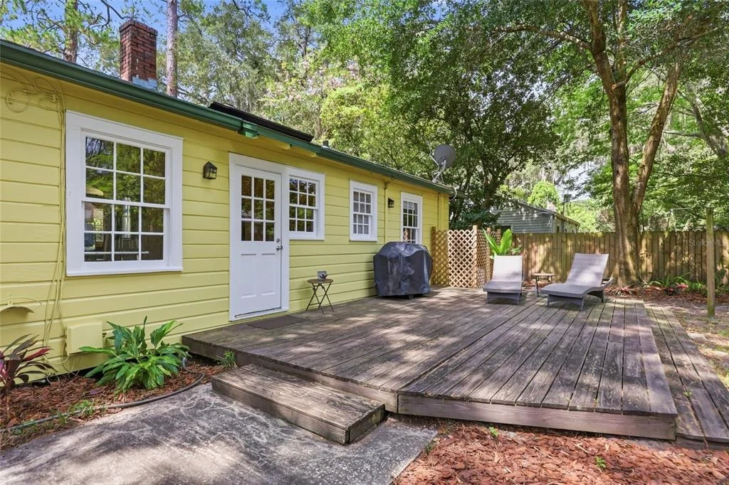 Photo of 616 NW 8TH PLACE