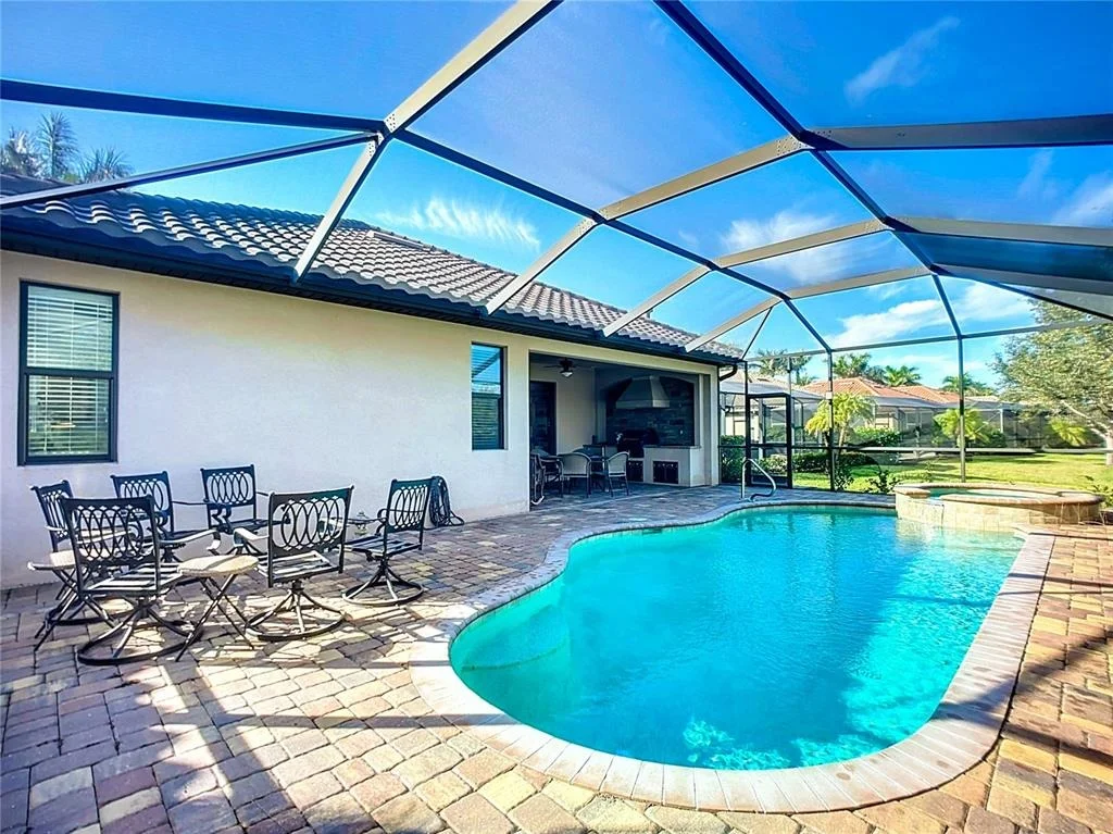 Photo of 2902 AVIAMAR CIRCLE