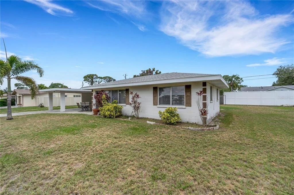 Photo of 2830 SIESTA DRIVE