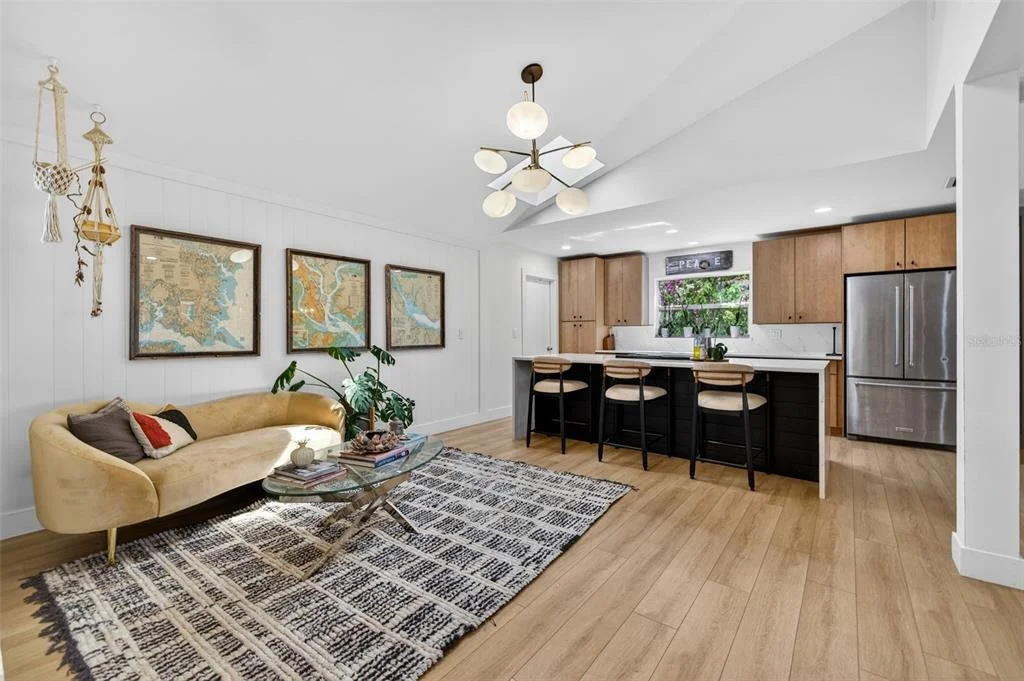 Photo of 8450 FLAGSTONE DRIVE