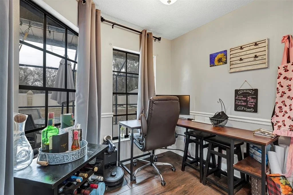 Photo of 1548 BOWMANS TRAIL
