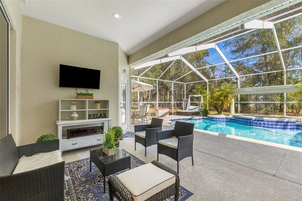 Photo of 14071 LINDEN DRIVE
