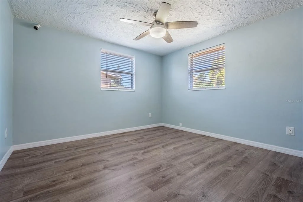 Photo of 5301 DAWN LANE