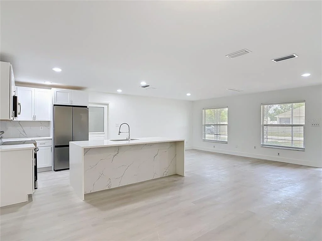 Photo of 930 TROY DRIVE