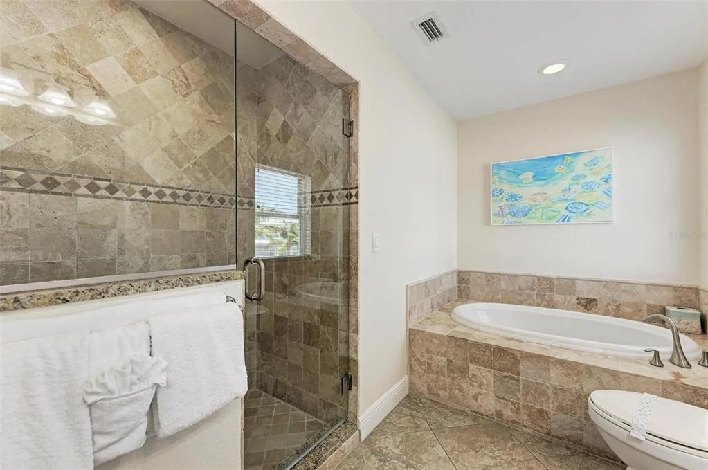 Photo of 203 N HARBOR DRIVE