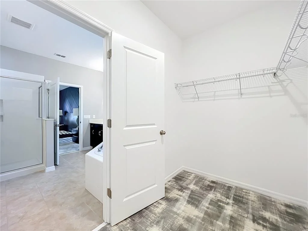 Photo of 8316 LOOKOUT POINTE DRIVE