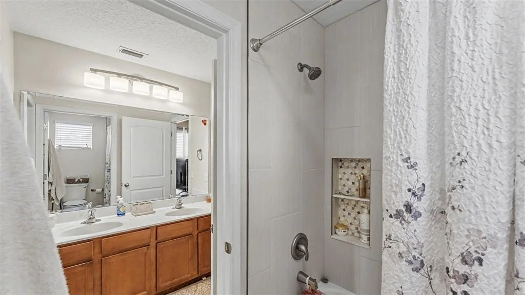 Photo of 1358 WINDWARD OAKS LOOP