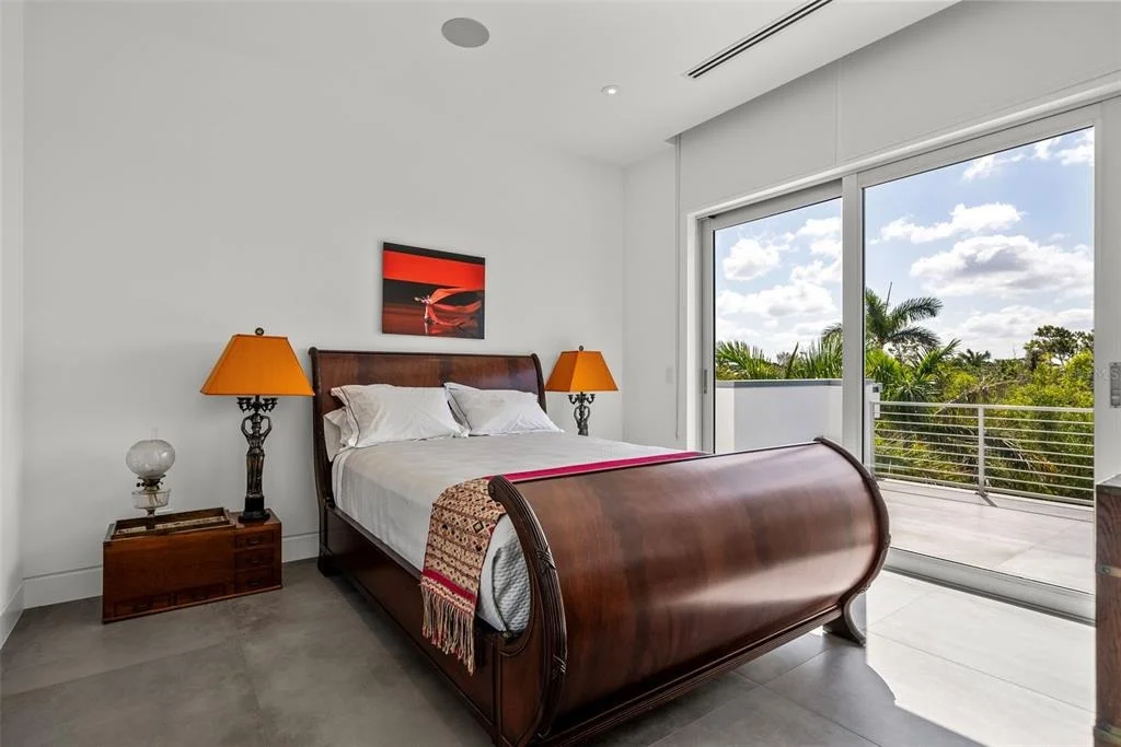 Photo of 1365 HARBOR DRIVE