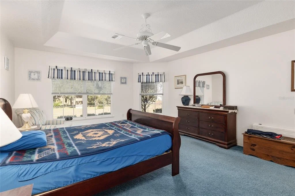 Photo of 999 NE 120 PLACE
