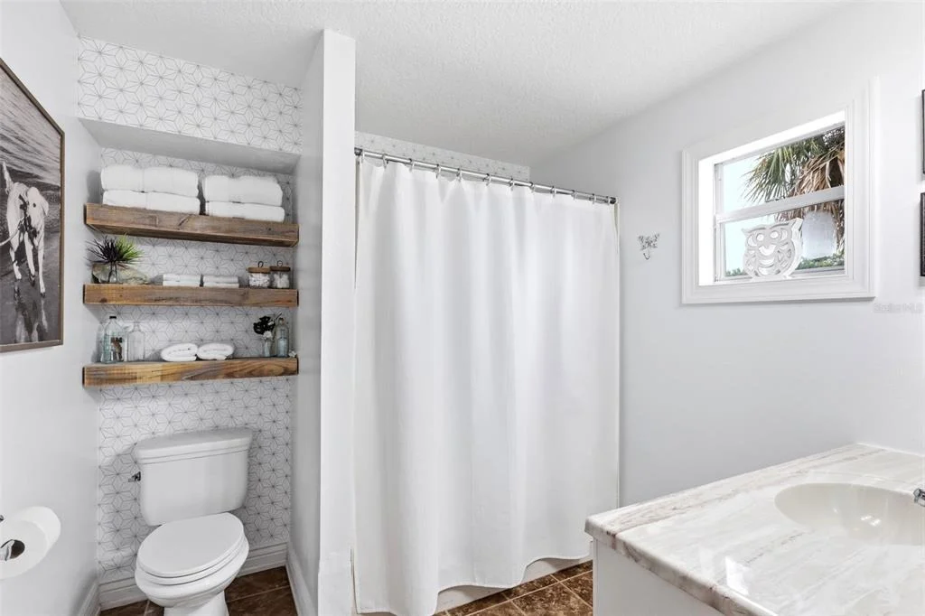 Photo of 47 DAVIS AVENUE