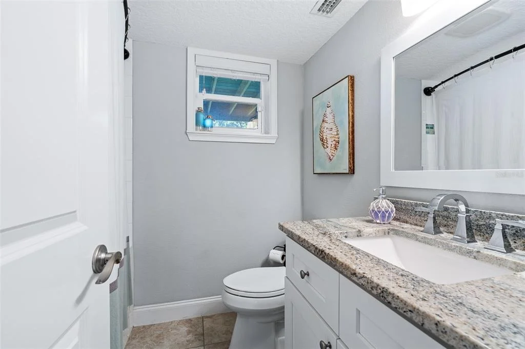 Photo of 1843 OAK PLACE