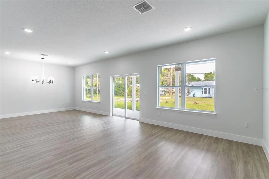 Photo of 983 PACE DRIVE NW