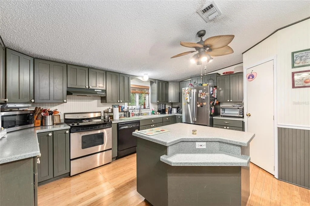 Photo of 10831 NW 10TH PLACE