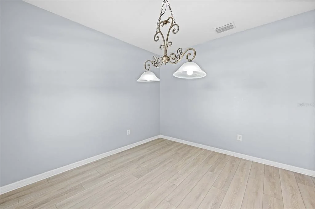 Photo of 3915 BRAMBLEWOOD LOOP