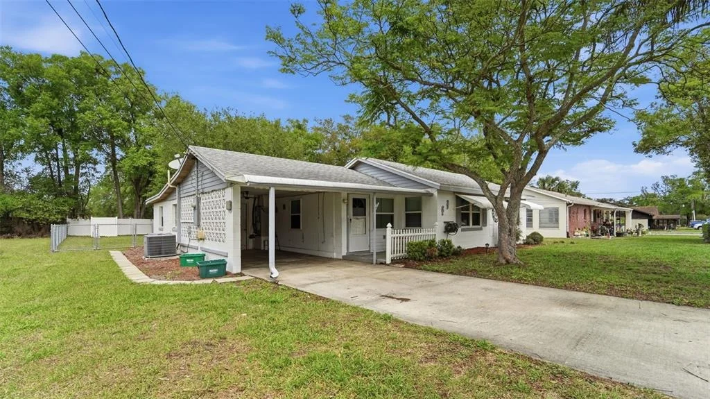 Photo of 8 ANGELES ROAD