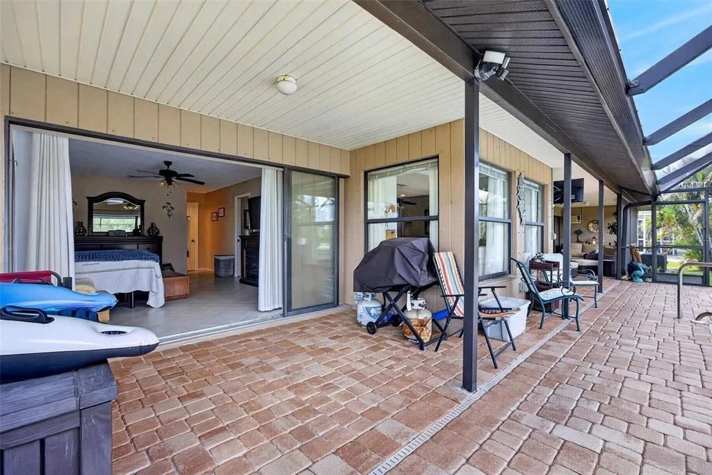 Photo of 25454 PALISADE ROAD
