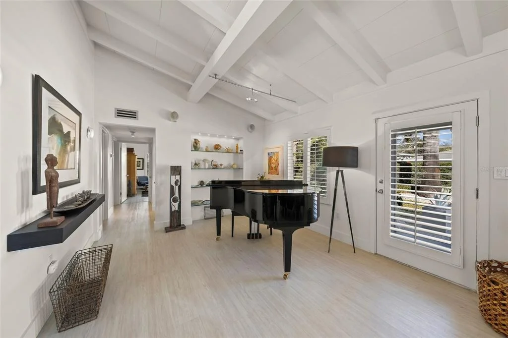 Photo of 1780 SPRING CREEK DRIVE