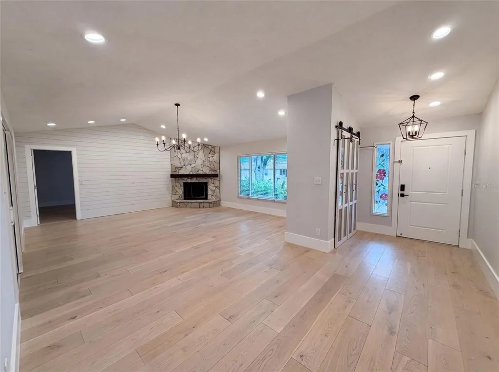 Photo of 8028 CONSERVATORY CIRCLE