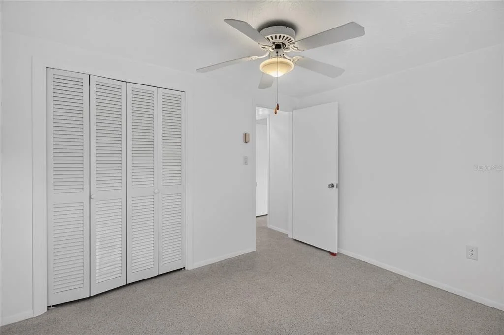 Photo of 4843 CALAIS DRIVE