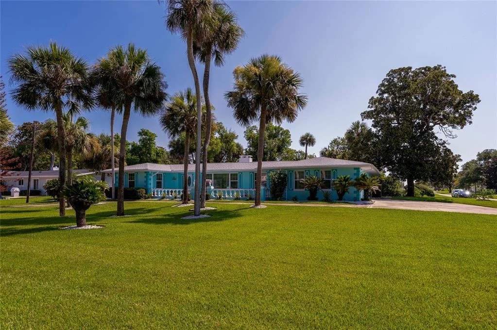 Photo of 697 JOHN ANDERSON DRIVE