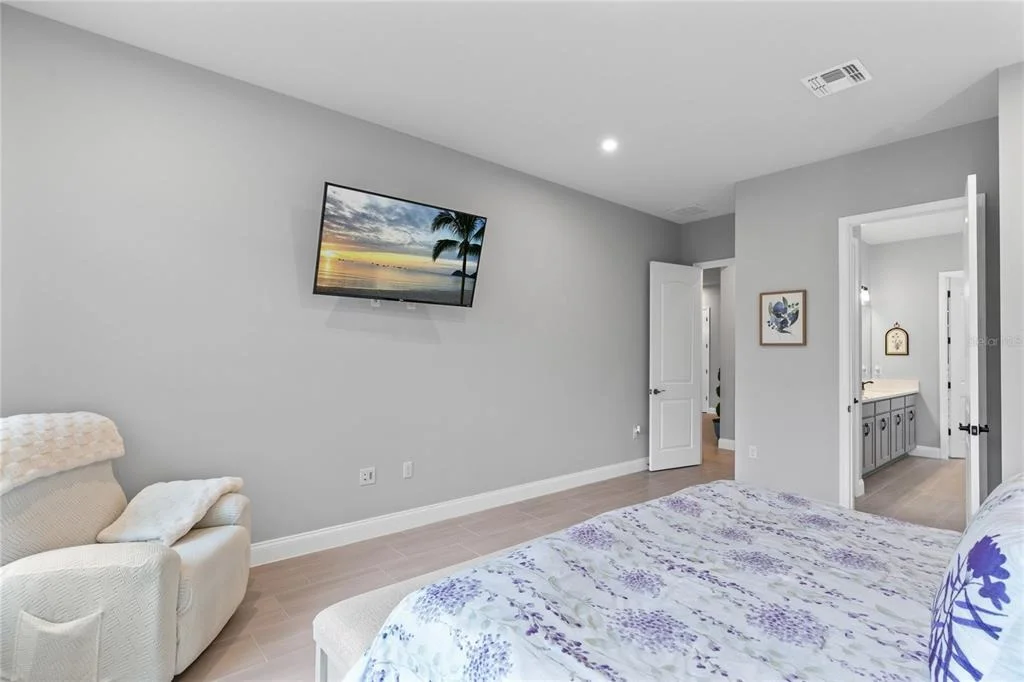 Photo of 6526 CIRCLE ROCK WAY