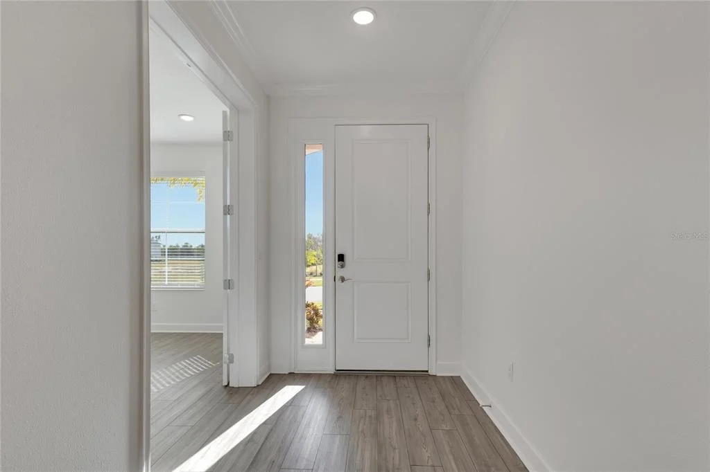 Photo of 923 SIGNET DRIVE