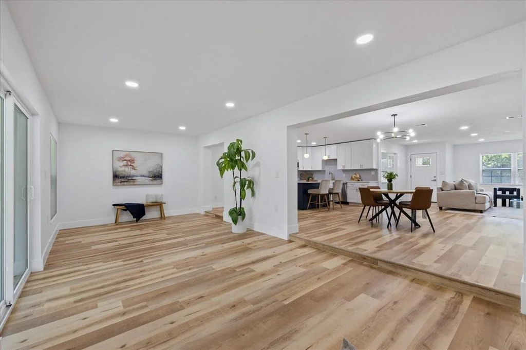 Photo of 2928 FOREST CIRCLE