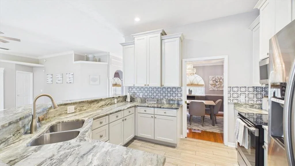 Photo of 315 LANCEOLATE DRIVE