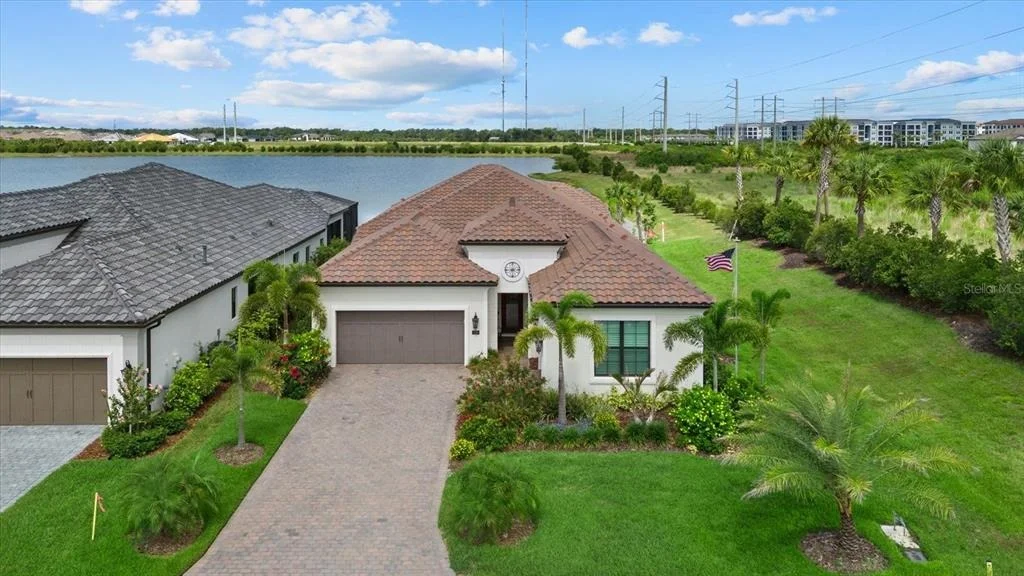 Photo of 556 BOCELLI DRIVE