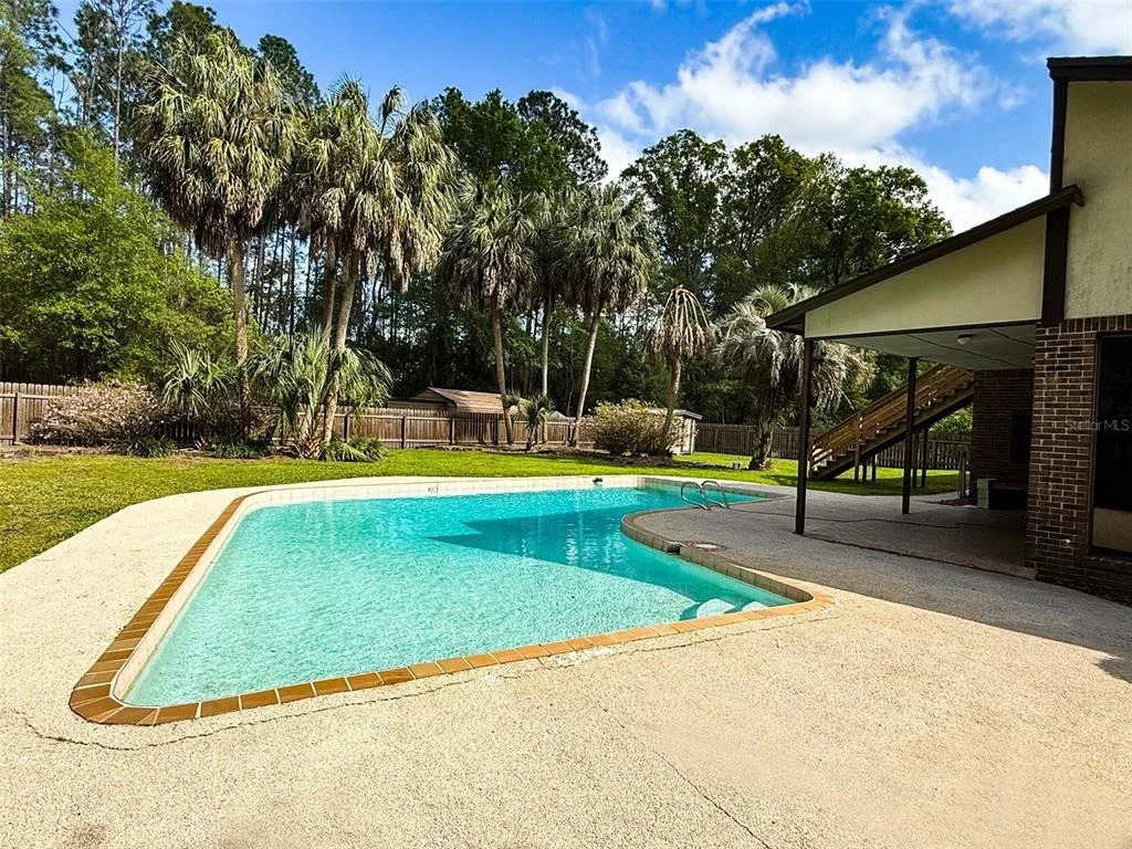 Photo of 15809 NE 15TH PLACE